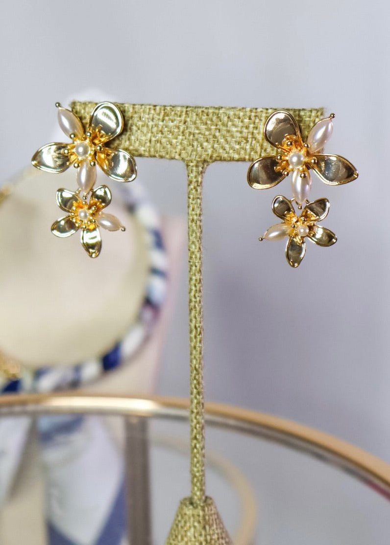 Clara - Statement Earring