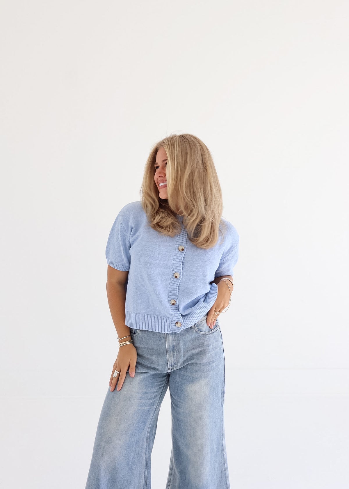 Cali - Short Sleeve Cardigan - Light Blue