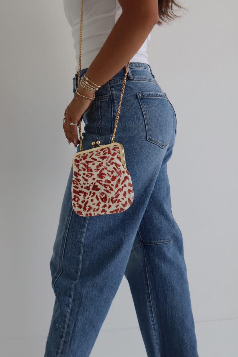 Bag with pink pattern on model